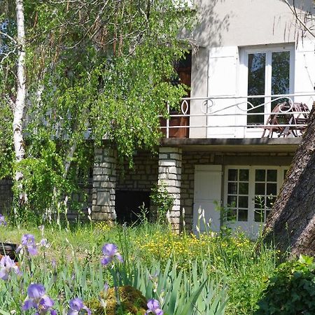 Bed and Breakfast Au Catalpa La Chapelle-Faucher Exterior foto