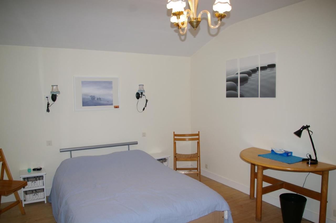Bed and Breakfast Au Catalpa La Chapelle-Faucher Exterior foto