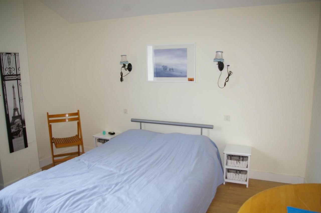 Bed and Breakfast Au Catalpa La Chapelle-Faucher Exterior foto