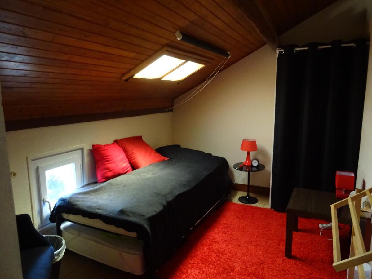 Bed and Breakfast Au Catalpa La Chapelle-Faucher Exterior foto